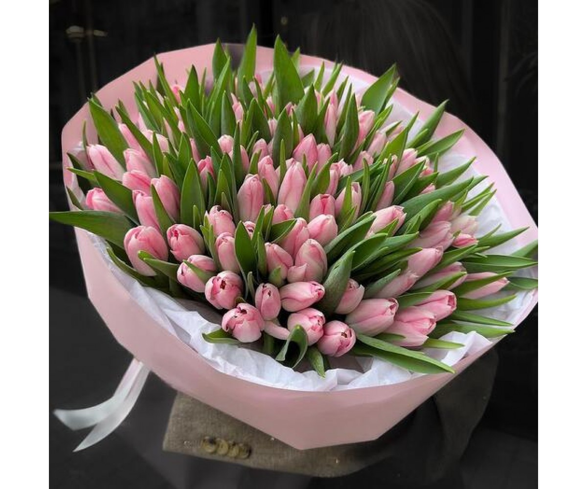 101 розовый тюльпан