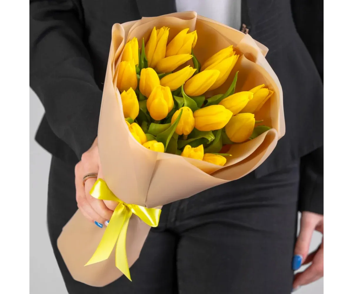 21 желтый тюльпан