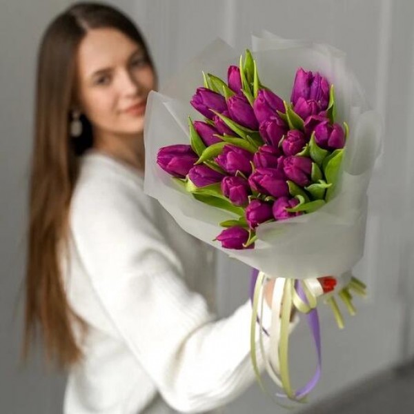 21 фиолетовый тюльпан