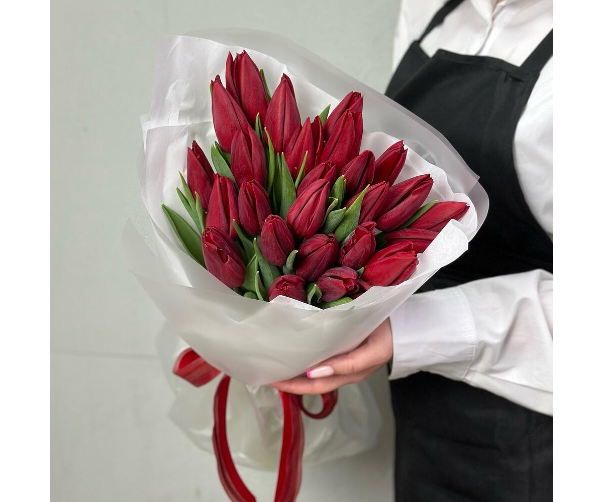 21 красный тюльпан
