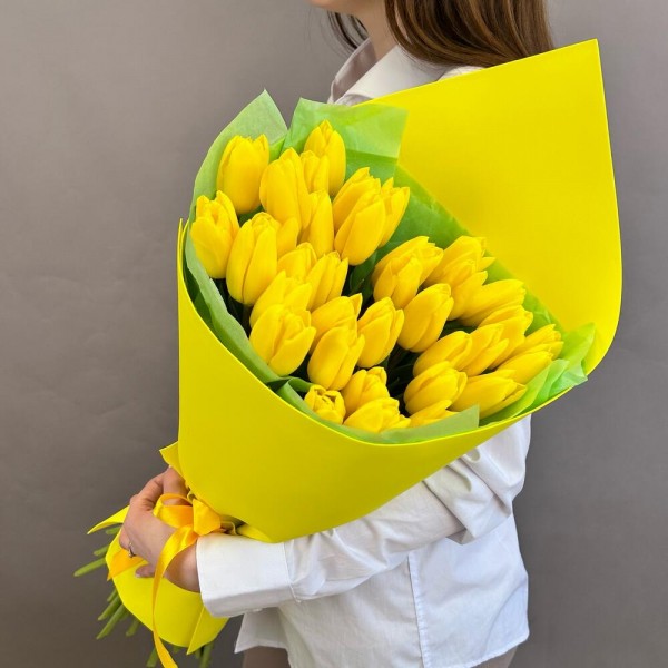 31 желтый тюльпан